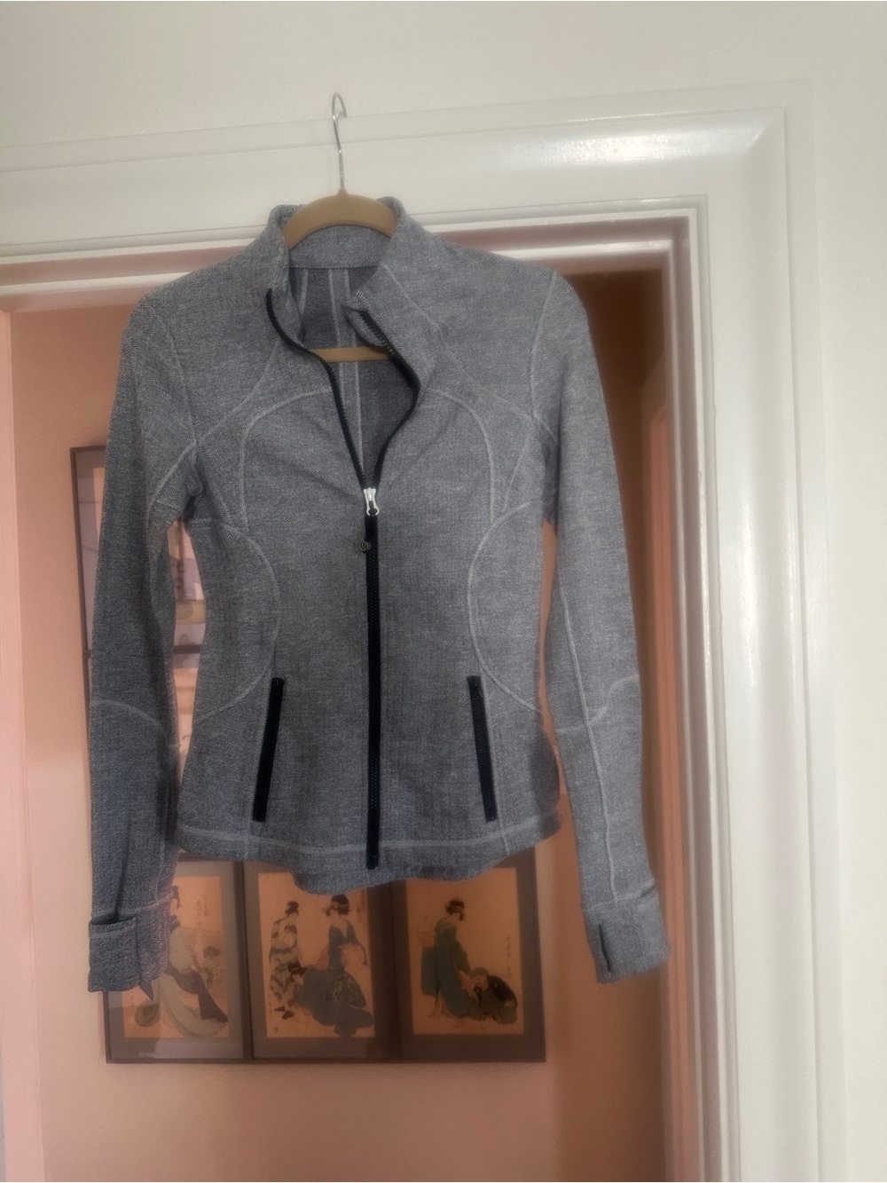 Lululemon Herringbone Define Jacket Size - Picture 2 of 4